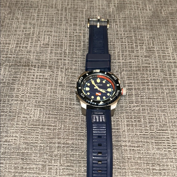 Nautica Men's Navy Dive Watch - Picture 6 of 10